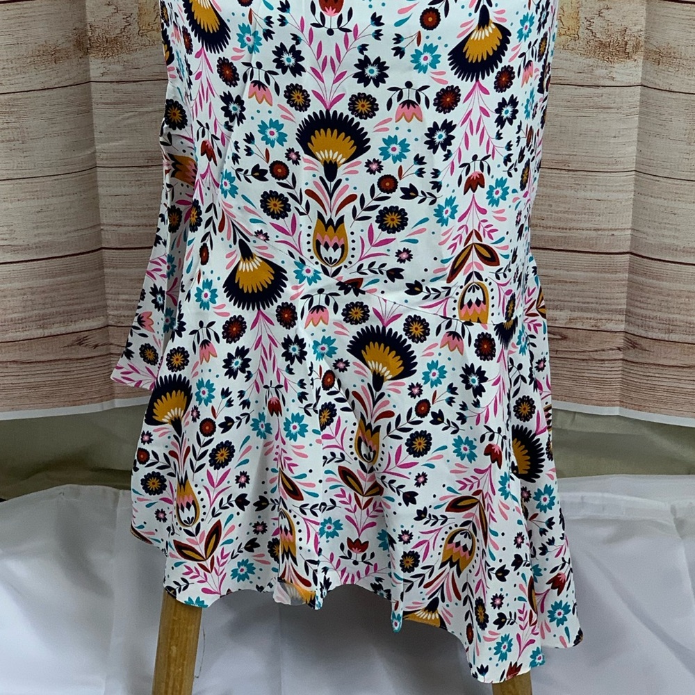 Boden Sleeveless Dress Flared Bottom - Picture 3 of 10